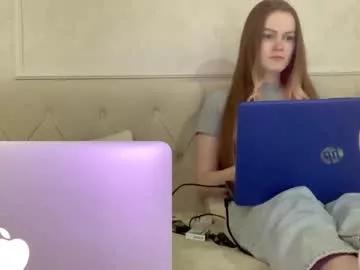 chillroom_ from Chaturbate is Freechat
