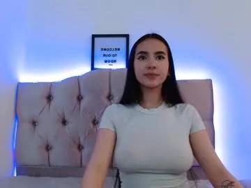 moonbrunettee from Chaturbate is Freechat