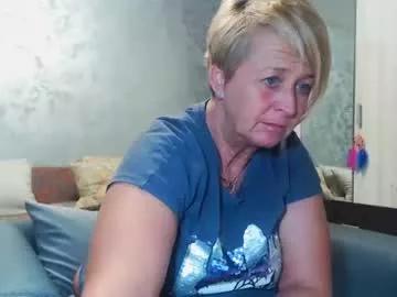 roses_and_lillies on Chaturbate