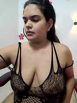 Bigclit: Stay up-to-date with the fresh captivating liveshows selection and discover the most sensual streamers uncover their hot clits and cute bodies as they strip off and cum.