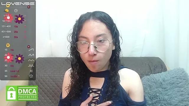 little__amy_ from StripChat is Freechat