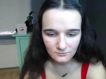 Masturbate to these sweet sph livestreamers, showcasing their unmatched beauty and sweet talents.