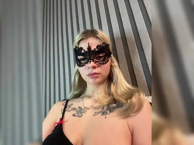 -LittleWitch-'s avatar