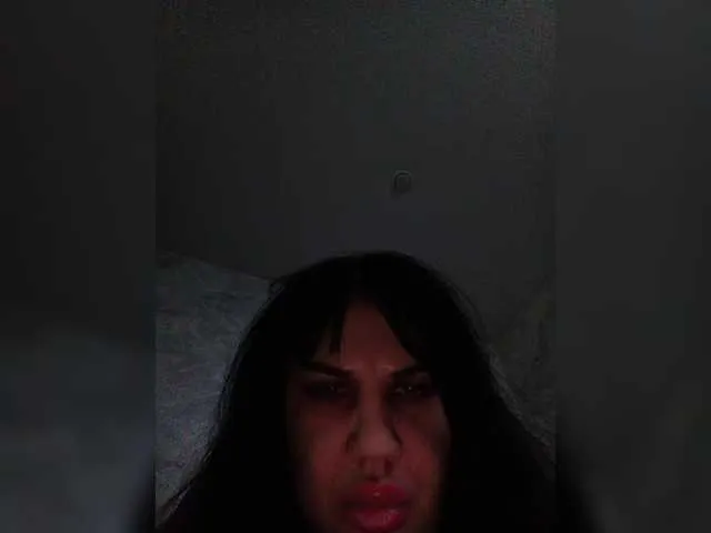 AnnaStrop25's avatar