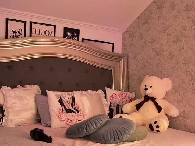 BrookeEmber's avatar