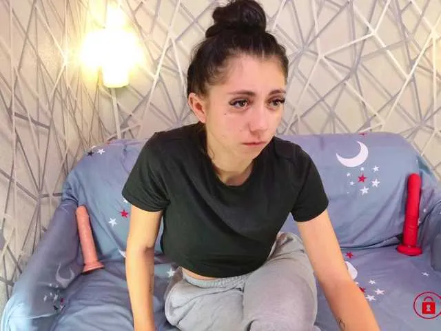 CharmingLIA's avatar