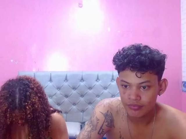 EmmaAndAlex webcams show profile image 