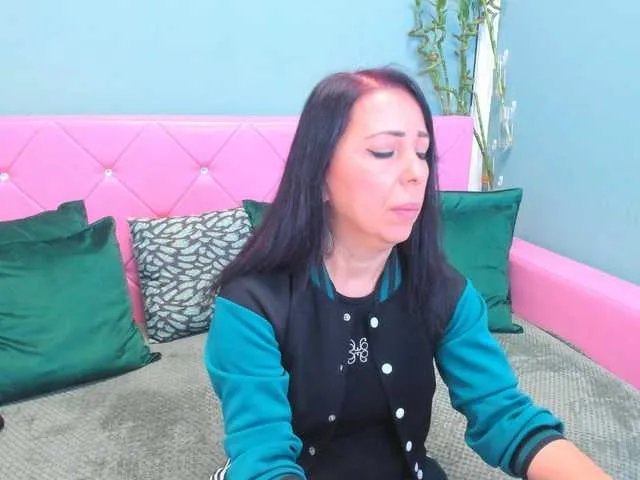 LauraSinFull's avatar