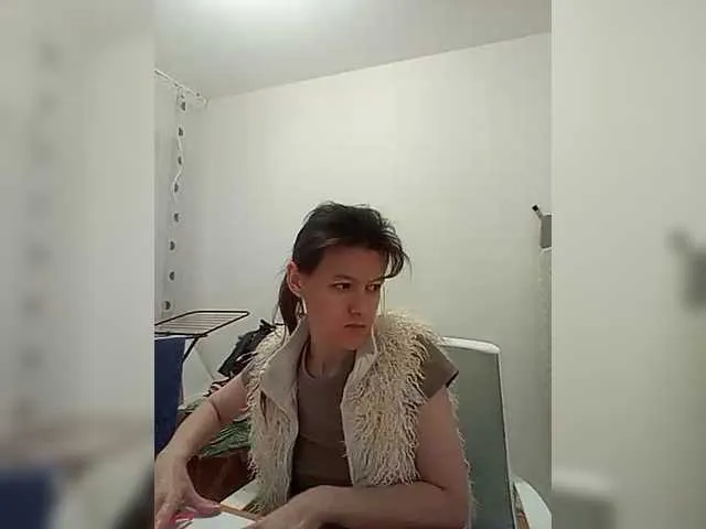 P-A-N-I-K-A's avatar