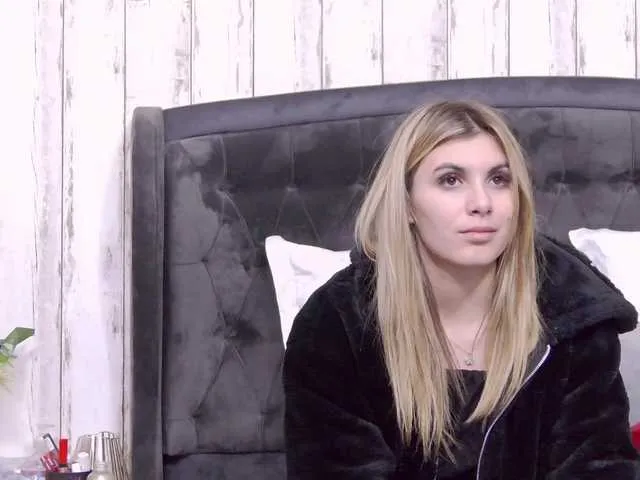 SweetAnisia's avatar