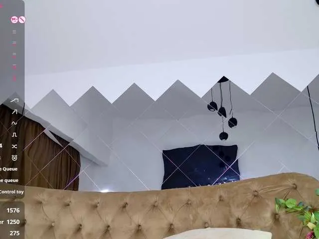 TiffanyWestXXX's avatar