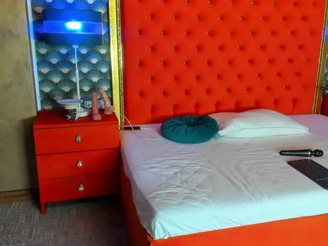 VallerieJones's avatar