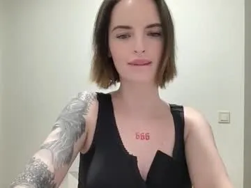 1dove —  Honey, let's play! Make me wet favorite vibro 25 55 111 222 333 777 999! Menu on! PVT OPEN #german #18  #lovense #pvt