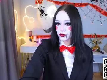 Try our girls live displays and explore the company of endless strippers, with beautiful physiques, vibrating toys and more.