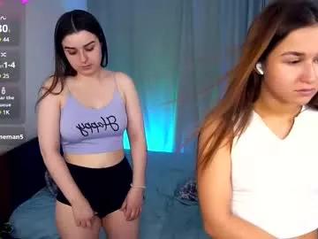 Try our girls live displays and explore the company of endless strippers, with beautiful physiques, vibrating toys and more.