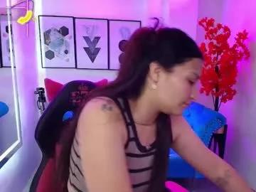 Try our girls live displays and explore the company of endless strippers, with beautiful physiques, vibrating toys and more.