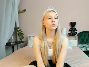 _innocent_soul_ — GOAL: Show panties [60 tokens remaining] Welcome to my room! My name is Daisy! Lovense on/time to cum/patterns 38/120/160/200/1111 squirt! #feet #blonde #bigboobs #18 #new