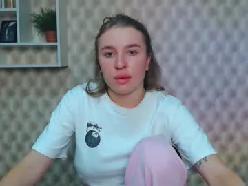 Avatar of _julianaini_