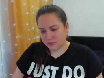 Try our girls live displays and explore the company of endless strippers, with beautiful physiques, vibrating toys and more.