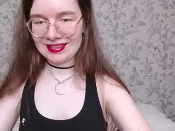 _mizuka_ —  Goal:  make me happy  #nonude #young #glasses #pantyhose [641 tokens remaining]