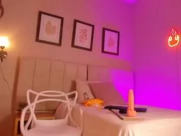 _sofia_brown from Chaturbate is Freechat