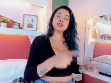 Try our girls live displays and explore the company of endless strippers, with beautiful physiques, vibrating toys and more.