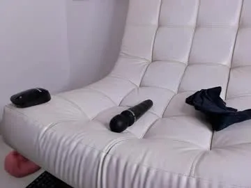 aaron_tate — Instant cum  #cum #twink #young #18 #latino [800 tokens remaining]