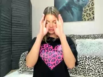 adri_sweetie from Chaturbate is Freechat
