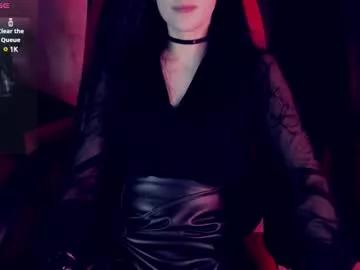 Try our girls live displays and explore the company of endless strippers, with beautiful physiques, vibrating toys and more.