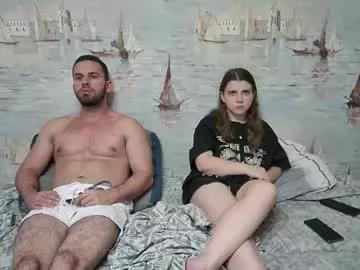 Try our girls live displays and explore the company of endless strippers, with beautiful physiques, vibrating toys and more.