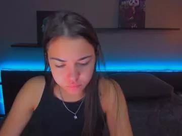 Try our girls live displays and explore the company of endless strippers, with beautiful physiques, vibrating toys and more.