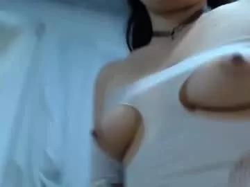 Try our girls live displays and explore the company of endless strippers, with beautiful physiques, vibrating toys and more.