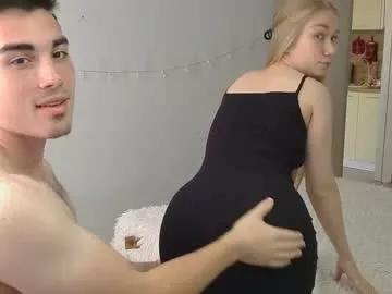 Try our girls live displays and explore the company of endless strippers, with beautiful physiques, vibrating toys and more.