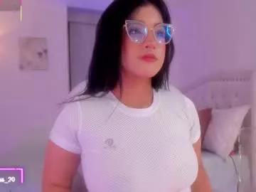 Try our girls live displays and explore the company of endless strippers, with beautiful physiques, vibrating toys and more.