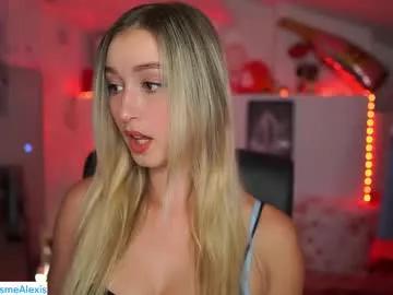 Try our girls live displays and explore the company of endless strippers, with beautiful physiques, vibrating toys and more.