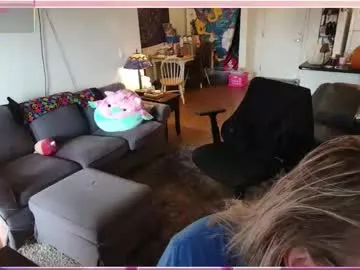 aliceliddell710 —   # # # # #blonde #smalltits #milf #friendly