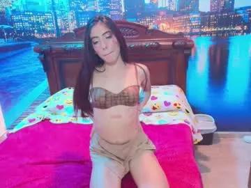 Try our girls live displays and explore the company of endless strippers, with beautiful physiques, vibrating toys and more.