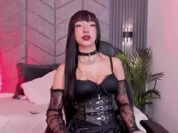 Try our girls live displays and explore the company of endless strippers, with beautiful physiques, vibrating toys and more.