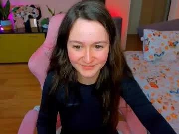 Try our girls live displays and explore the company of endless strippers, with beautiful physiques, vibrating toys and more.