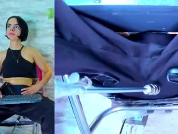 amelia_myers — My fuckmachine never gets tired... wanna see how many times I can cum?  - Multi-Goal :  Fill my cup & drink #fuckmachine #squirt #cum #mature #milf