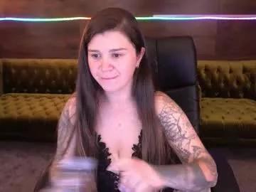 Try our girls live displays and explore the company of endless strippers, with beautiful physiques, vibrating toys and more.