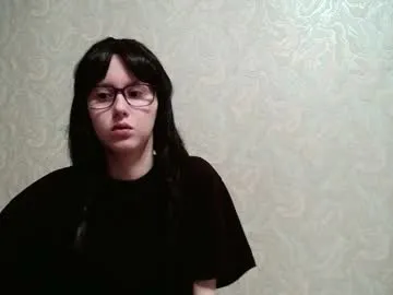 amomira_honeyx's avatar