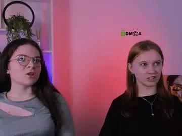 Try our girls live displays and explore the company of endless strippers, with beautiful physiques, vibrating toys and more.