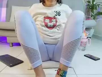 Try our girls live displays and explore the company of endless strippers, with beautiful physiques, vibrating toys and more.