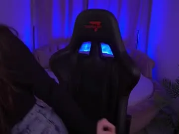 angellblush — Kiss you [40 tokens left] #teen #young #cute #nonude #skinny