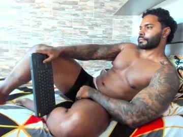 Try our girls live displays and explore the company of endless strippers, with beautiful physiques, vibrating toys and more.