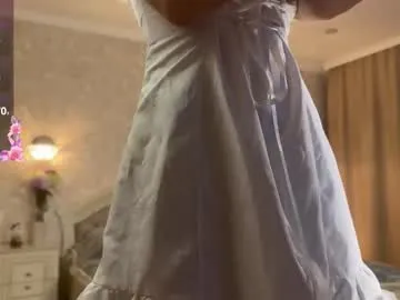 annie_blondy's avatar