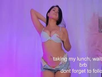 Try our girls live displays and explore the company of endless strippers, with beautiful physiques, vibrating toys and more.