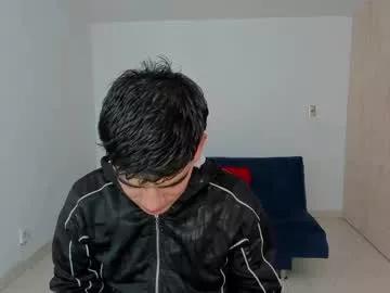 ares_johnsonn from Chaturbate is Freechat