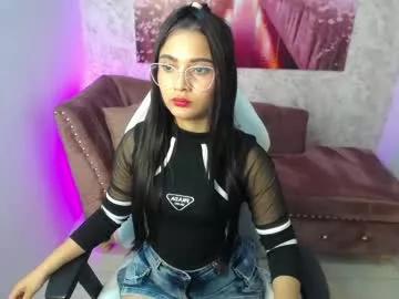Try our girls live displays and explore the company of endless strippers, with beautiful physiques, vibrating toys and more.